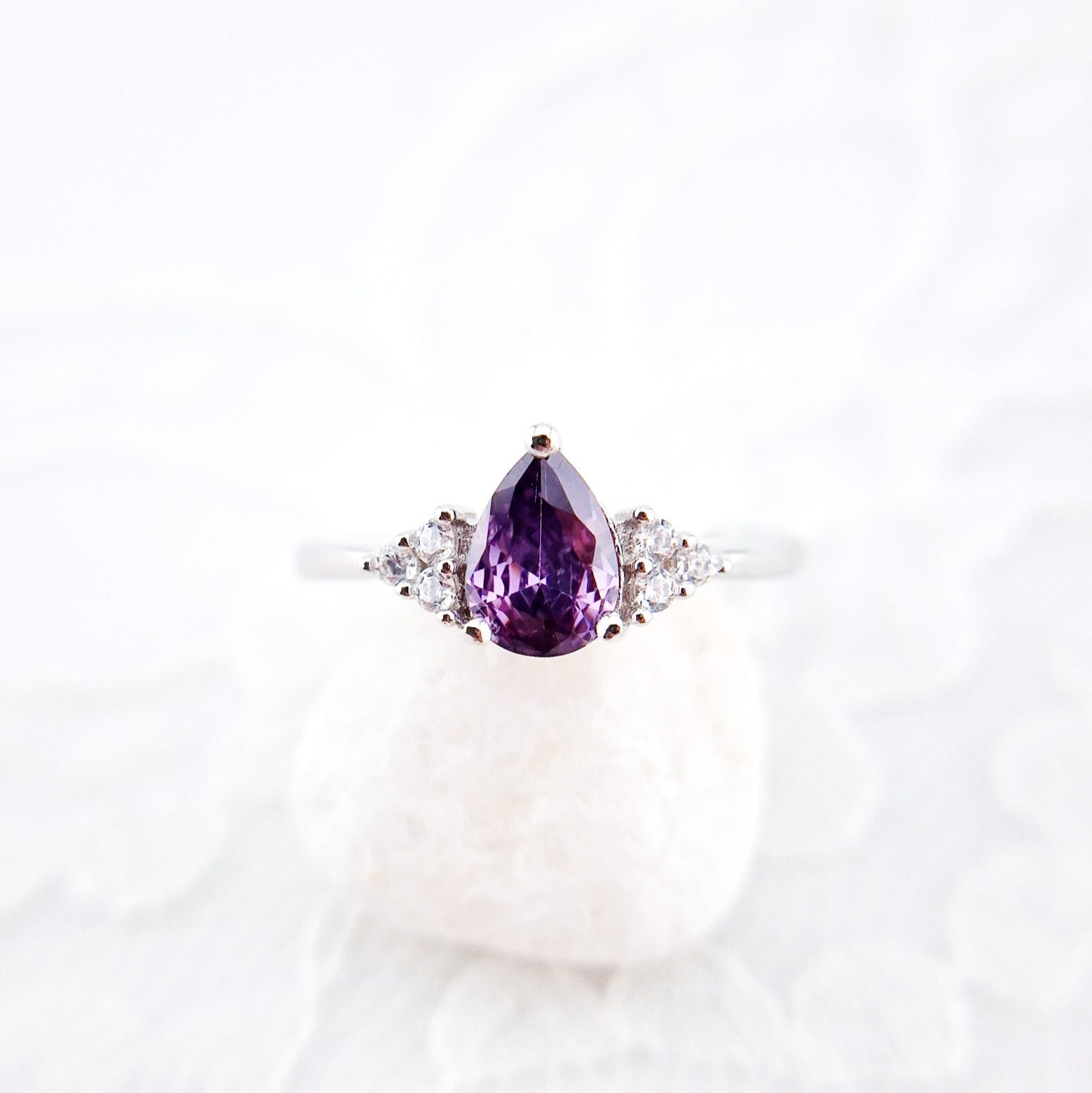 Amethyst Ring - Silberring mit Amethyst Edelstein, Amethyst silver ring, Bague en améthyste, Anello in ametista, Gemstone, Amethyst Edelsteinring