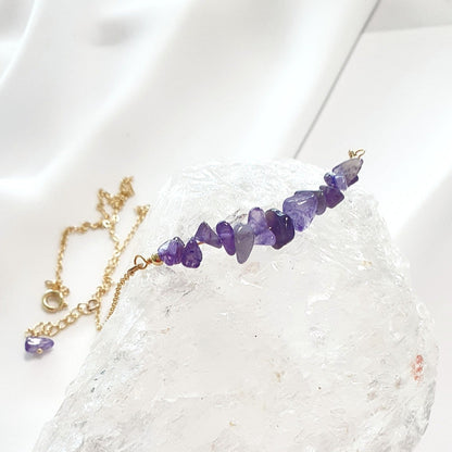 Amethyst Halskette, Goldene Amethyst Kette. lila Edelstein Halskette mit Amethyst Chipsreihe lila Amethyst Edelstein Halskette vergoldet elegante zierliche Halskette