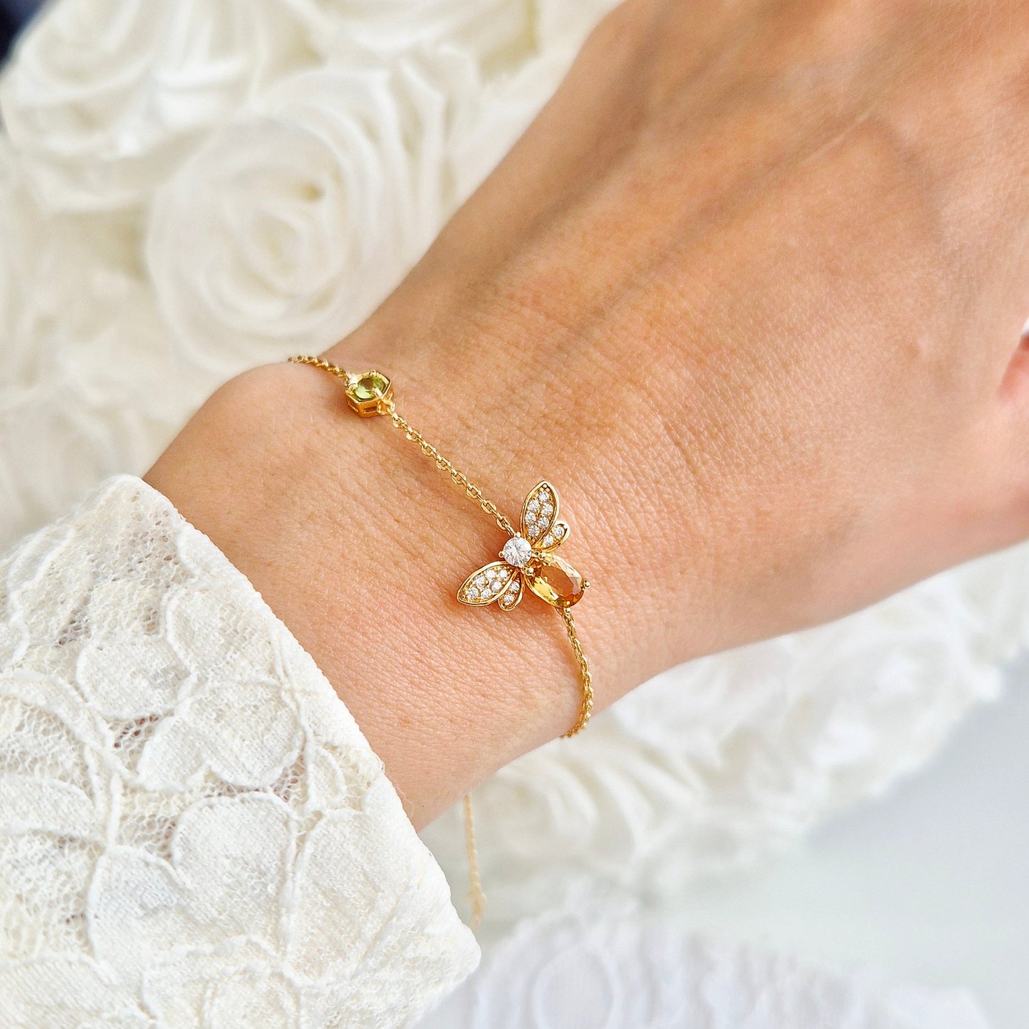 Bee bracelet, citrine bracelet, peridot birthstone, Bienen Armband, silver chain gold-plated, silber Armband vergoldet, Schmuck, Armband, Damenschmuck, jewelry, jewellery, bracelet, citrine gemstone bracelet, bracciale,  chmuck, Bienen Schmuck, bee jewelry, damen armschmuck, schmuck für sie, gift for her, birthday gift, jewelry present