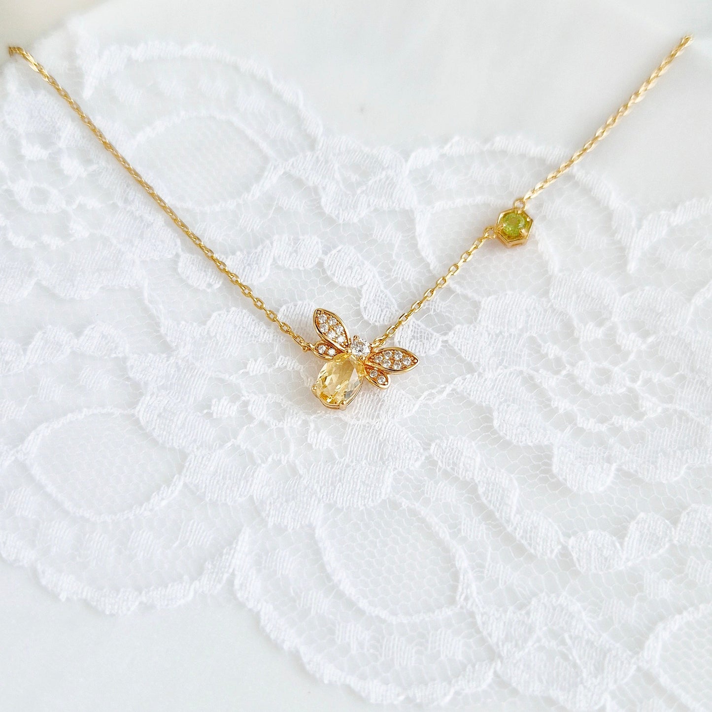 Bienen Halskette, Bee necklace, silver necklace gold-plated, silber Kette vergoldet, Schmuck, Halskette, Damenkette, Kette, jewelry, jewellery, necklace, pendant necklace, collana, collier, goldene halskette, tier kette, insekt schmuck, Bienen Schmuck, bee jewelry, damen Halskette, schmuck für sie, gift for her, birthday gift, jewelry present