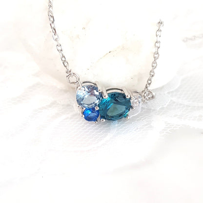 Blau Topas Kette, London Blue Topaz Necklace, blue gemstone necklace, pendant necklace, silver necklace, 9525 sterling silve, collier, collana, necklace, Halskette,royal blue sapphire necklace, aquamarine necklace, timeless jewelry, elegant jewellery, Silber Halskette mit Blautopas, Aquamarin und blauem Saphir Edelstein, Edelstein Kette Silber