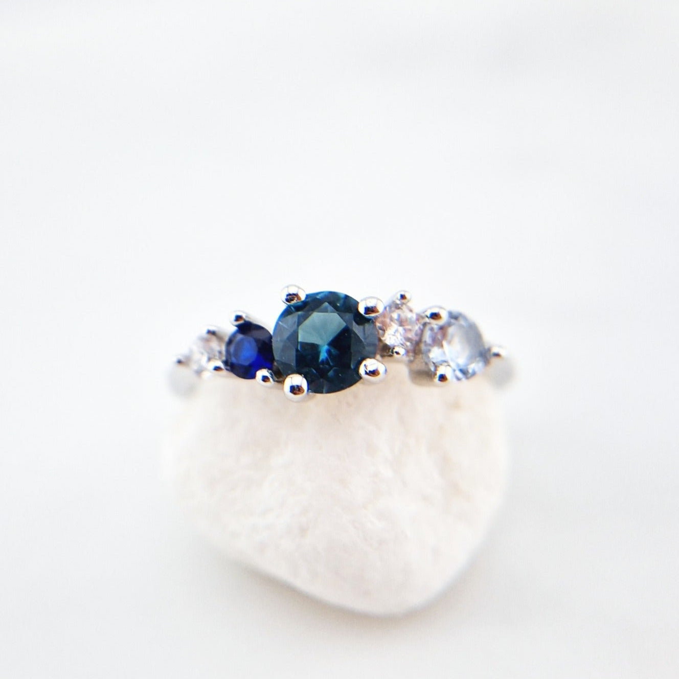 Schmuckset blaue Edelsteine, Blue gemstone jewelry set, Silber Schmuckset, Silver jewelry set, London blue Topas Jewelry, Blautopas Schmcukset, Aquamarin Schmuck, Aquamarine jewelry, Blau Saphir Schmuck Set, blue sapphire jewelry set, Topas Ring, Topas Halskette, Topas Ohrringe, Topaz earrings, Topaz Ring, Topaz necklace, topaz pnemdant necklace, SIlber Ohrringe, Silber Ohrstecker, Silberring, Silber Kette, Silver necklace, silver ring, silver earrings