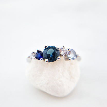 Schmuckset blaue Edelsteine, Blue gemstone jewelry set, Silber Schmuckset, Silver jewelry set, London blue Topas Jewelry, Blautopas Schmcukset, Aquamarin Schmuck, Aquamarine jewelry, Blau Saphir Schmuck Set, blue sapphire jewelry set, Topas Ring, Topas Halskette, Topas Ohrringe, Topaz earrings, Topaz Ring, Topaz necklace, topaz pnemdant necklace, SIlber Ohrringe, Silber Ohrstecker, Silberring, Silber Kette, Silver necklace, silver ring, silver earrings