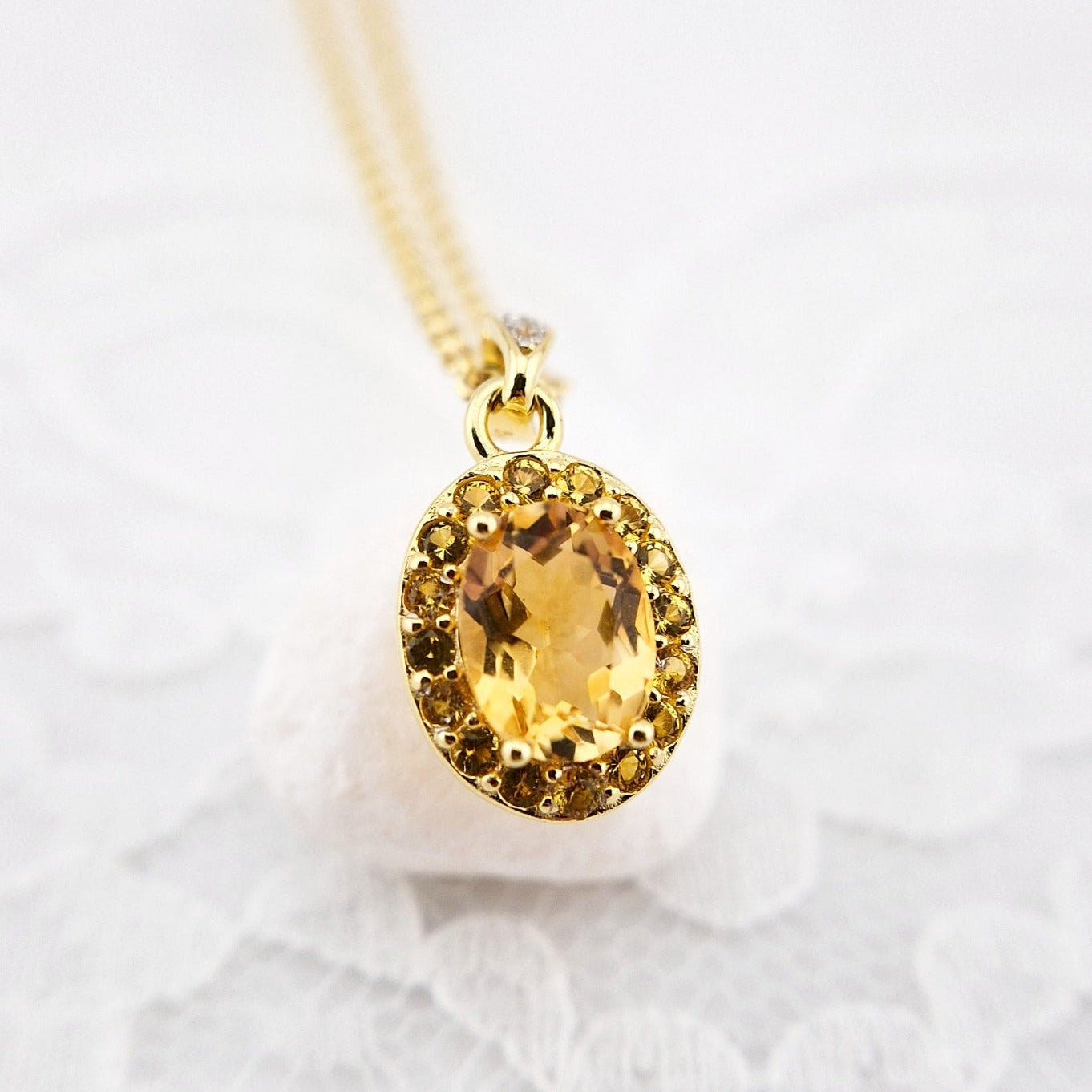 Citrin Schmuckset, Citrine Jewelry set, Citrin Ohrringe, Citrin Ohrstecker, Citrin Ring, Citrine Ring, Citrine Earrings, Citrine studs, Citrine necklace, Citrine pendant necklace, golden jewelry set, gold Schmuck Set, Silber Schmuckset, silver jewellery set, yellow jewelry set, gelber Citrin Schmuck