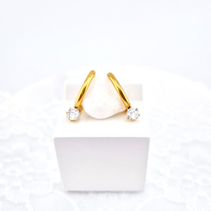Creolen Ohrringe_Hoop earrings_Boucles d'oreilles creoles, Orecchini a cerchio, minimalistische Ohrringe, Minimalist earrings, minimalist hoops, golden hoops, Creolen god, Gold Creolen, goldene Ohrringe, golden earrings