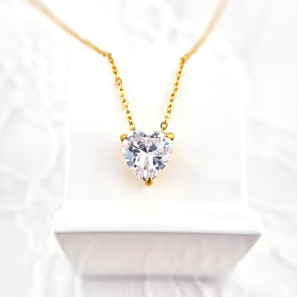 Herz Halskette, heart necklace, collier coeur, collana cuore, CZ necklace, cubic zirkonia Halskette, Halskette mit Anhänger, Halskette Zirkon Anhänger, Herz Kette, Halskette mit Herz, Halskette, Anhänger Halskette, pendant necklace, necklace, collana, collier, gold Halskette Damen, Halskette Damen gold, necklace women, golden necklace, vergoldete Halskette