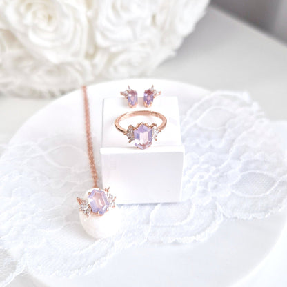 Lavendelquarz Schmuckset, Schmuckset Lavendelquarz, Lavender quartz jewelry set, Parure de bijoux en quartz lavande, Set di gioielli in quarzo lavanda, Schmuckset, jewellery set, Rosegold Schmuck, Silber Schmuck Set, Rose Gold Schmuckset, rose gold jewelry set, Rose gold jewelry, Lavendelquarz Ohrringe, Lavendelquarz Halskette, Lavendelquarz Ring, Schmuck, Ring, Ohrringe, Ohrstecker, Ring