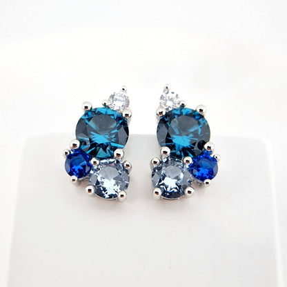 Schmuckset blaue Edelsteine, Blue gemstone jewelry set, Silber Schmuckset, Silver jewelry set, London blue Topas Jewelry, Blautopas Schmcukset, Aquamarin Schmuck, Aquamarine jewelry, Blau Saphir Schmuck Set, blue sapphire jewelry set, Topas Ring, Topas Halskette, Topas Ohrringe, Topaz earrings, Topaz Ring, Topaz necklace, topaz pnemdant necklace, SIlber Ohrringe, Silber Ohrstecker, Silberring, Silber Kette, Silver necklace, silver ring, silver earrings