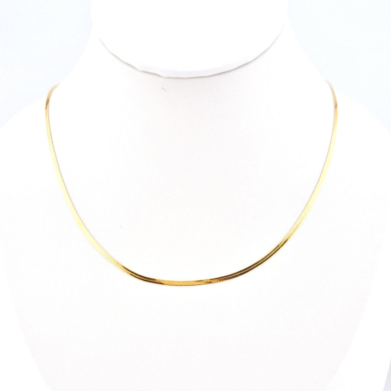 Minimalistische Halskette, minimalist necklace, collier minimaliste, collana minimalista, Halskette, necklace, collana, collier, goldene Halskette, vergoldete Halskette, Edelstahl Halskette, golden necklace, gold necklace stainless steel necklace, collier d'or
