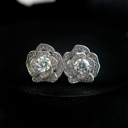 Moissanit ohrringe, Moissanite earrings, Moissanit Ohrstecker, studs, stud earrings, silver earrings, Ohrringe, Ohrstecker, Silber Ohrringe, Damenohrringe, Silberschmuck, silver jewelry, 925 sterling silver jewellery, gioielli, bijou, accessoire, bridal earrings, wedding earrings, hochzeitsschmuck, Schmuck, Diamant Ohrringe, Diamond Earrings, lab grown diamond jewelry, Rosen Ohrringe, Blumen Ohrstecker, moissanite rose earrings