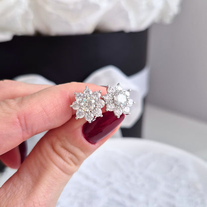 Moissanit ohrringe, Moissanite earrings, Moissanit Ohrstecker, studs, stud earrings, silver earrings, Ohrringe, Ohrstecker, Silber Ohrringe, Damenohrringe, Silberschmuck, silver jewelry, 925 sterling silver jewellery, gioielli, bijou, accessoire, bridal earrings, wedding earrings, hochzeitsschmuck, Schmuck, Diamant Ohrringe, Diamond Earrings, lab grown diamond jewelry