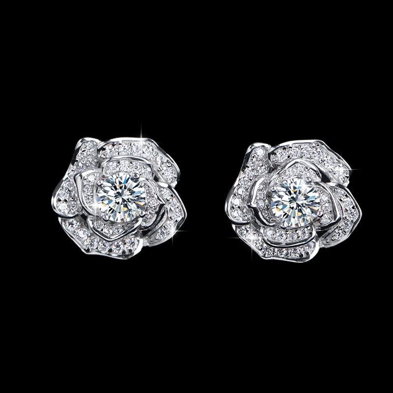 Moissanit ohrringe, Moissanite earrings, Moissanit Ohrstecker, studs, stud earrings, silver earrings, Ohrringe, Ohrstecker, Silber Ohrringe, Damenohrringe, Silberschmuck, silver jewelry, 925 sterling silver jewellery, gioielli, bijou, accessoire, bridal earrings, wedding earrings, hochzeitsschmuck, Schmuck, Diamant Ohrringe, Diamond Earrings, lab grown diamond jewelry, Rosen Ohrringe, Blumen Ohrstecker, moissanite rose earrings