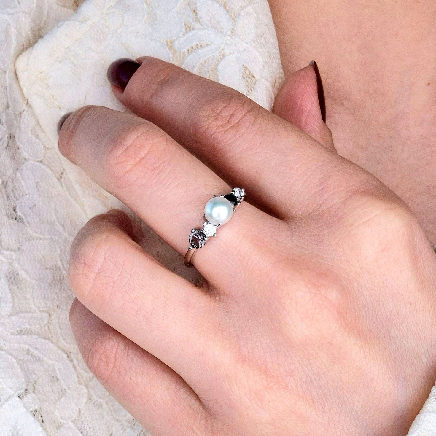 Perlen Ring, Perlenring, Pearl Ring, SIlber RIng, Silberring, Damenring, Pearl Ring - Perlen Ring mit schwarzem Spinell und grauem Nano Stein, Silber Ring Süsswasser Perlen Ring, fresh water pearl