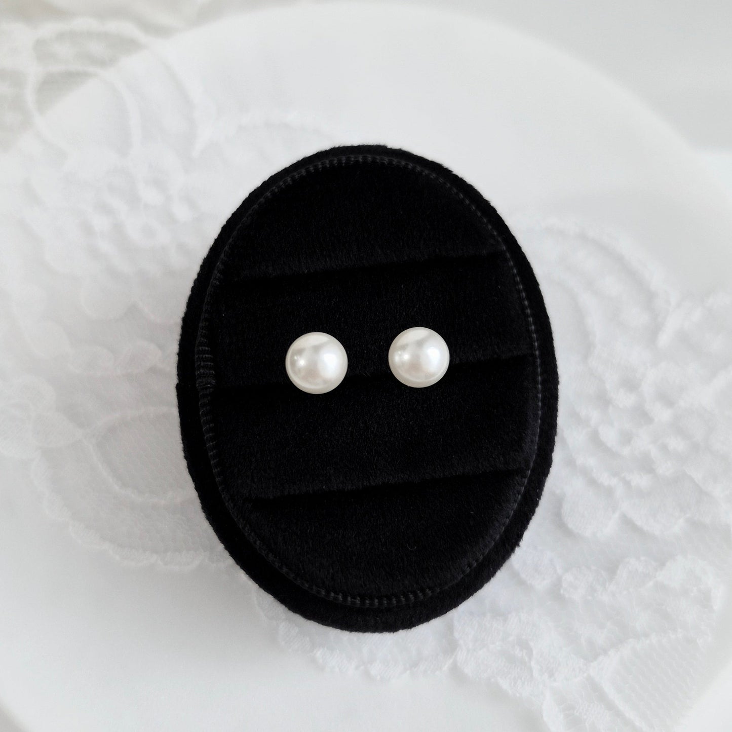 Perlen Ohrstecker, Pearl stud earrings, Pearl earrings, 6 mm, 8 mm, Perlen Ohrringe, Perlenohrringe, Ohrstecker, Ohrringe, Damenohrringe, Damenschmuck, Perlen Schmuck, Pearl Jewelry, Mabe pearl earrings, shell pearl earrings, boucles doreilles perle, orecchini, boucles, puces, orecchini a perno, Silber Ohrstecker, 925 sterling silber, sterling silver, jewelry, jewellery, bijou, bijoux, gioielli, accessoire, Schmuck