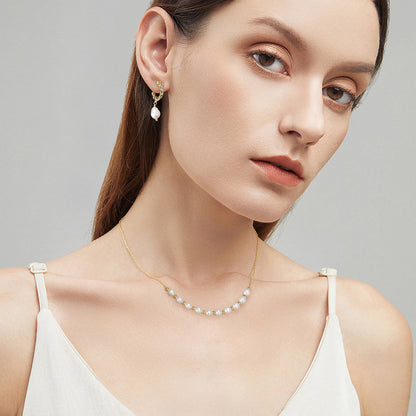 Perlen Halskette, Pearl necklace, Pearl strand necklace, Perlen Kette, Perlenkette, Halskette, Strang Perlenkette, Kette, goldene Halskette, Damenhalskette, Damenschmuck, Perlen Schmuck, Pearl Jewelry, baroqua pearl necklace, sweet water earrings, boucles collier perle, collana,  Silber Halskette, 925 sterling silber, sterling silver, jewelry, jewellery, bijou, bijoux, gioielli, accessoire, Schmuck, gold-plated, vergoldet, doree