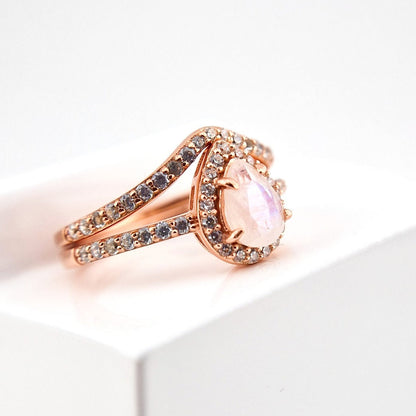 Mondstein Ring Rosegold, Rainbow moonstone rings rose glod palted silver ring, Silber Ring mit Mondstein Edelstein, halo Ring, Chevron Ring, Mondstein Ring SIlber Ring mit Mondstein Rosegold vergoldet, Rosegold Ring, Moonstone Ring