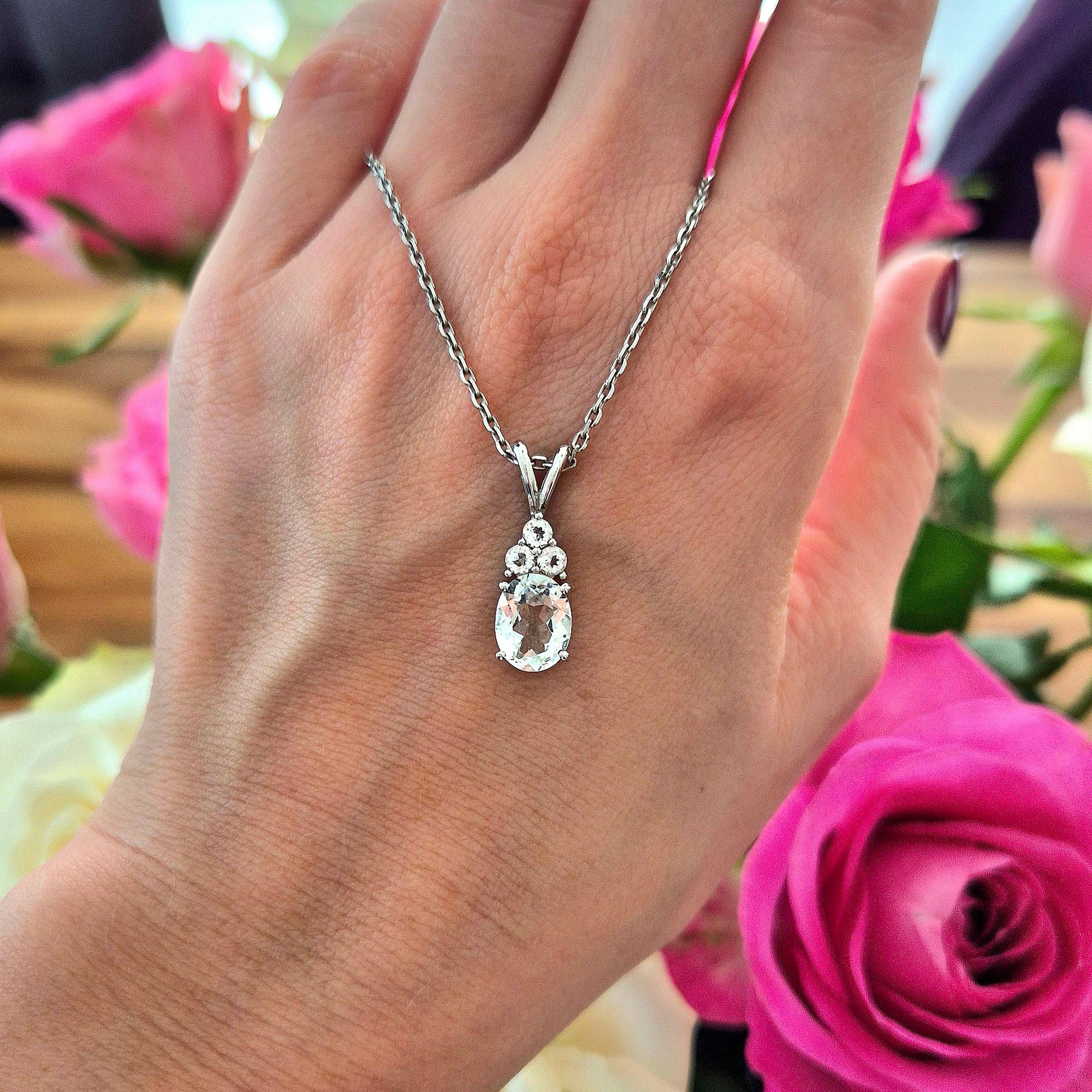 Topas Halskette silber, Weiss Topas Halskette, White Topaz Necklace, Topas Halskette, Topaz Necklace, Topaz pendant necklace, pendant Necklace, Anhänger Halskette, Anhänger Kette, Silber Kette, Silber Halskette, Silber Halskette Damen, elegant necklace, timeless necklace, Halskette, necklace, Damenkette, Schmuck, collier, collana, gioielli, jewelry, jewellery