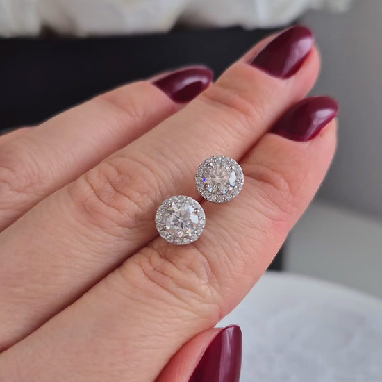 Moissanit ohrstecker, Moissanite studs, moissanite earrings, Moissanit ohrringe, studs, stud earrings, silver earrings, Ohrringe, Ohrstecker, Silber Ohrringe, Damenohrringe, Silberschmuck, silver jewelry, 925 sterling silver jewellery, gioielli, bijou, accessoire, bridal earrings, wedding earrings, hochzeitsschmuck, Schmuck, Diamant Ohrringe, Diamond Earrings, lab grown diamond jewelry